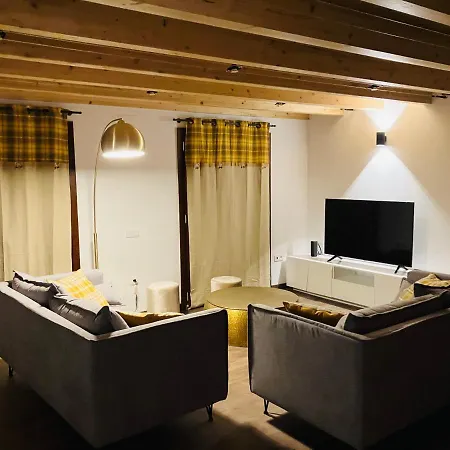 Les Lofts M アパート *