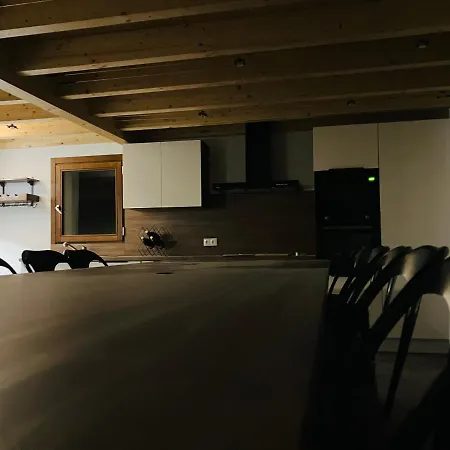 Les Lofts M アパート フォン・ロム